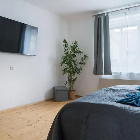 Revliving Lägenhet *