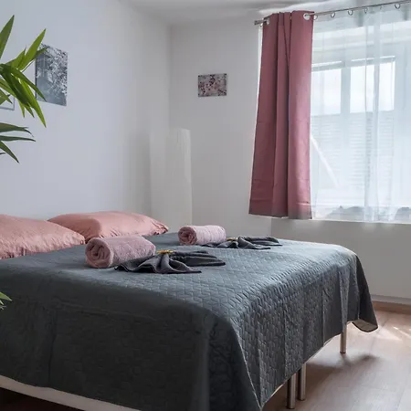 Lägenhet Revliving